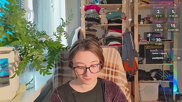 monlight  dana online show from 02/23/25, 01:32