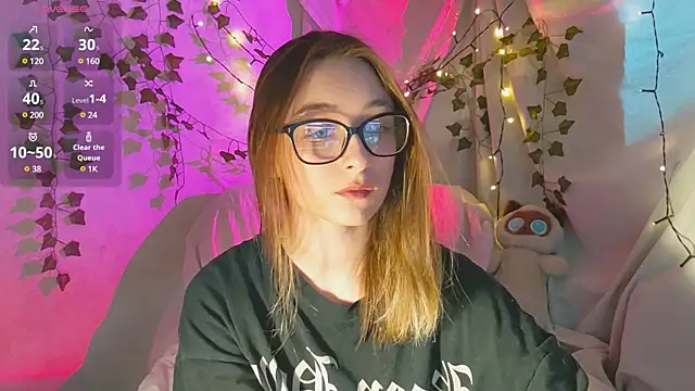 monlight  dana online show from 12/06/24, 12:00