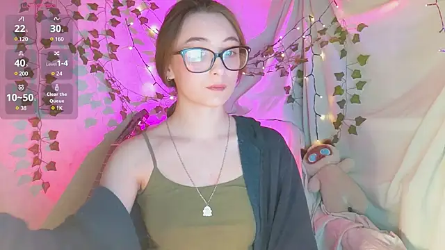 monlight  dana online show from 12/11/24, 01:39