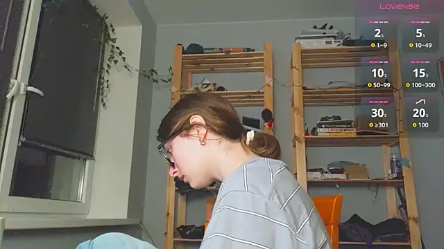 monlight  dana online show from 11/14/25, 11:52