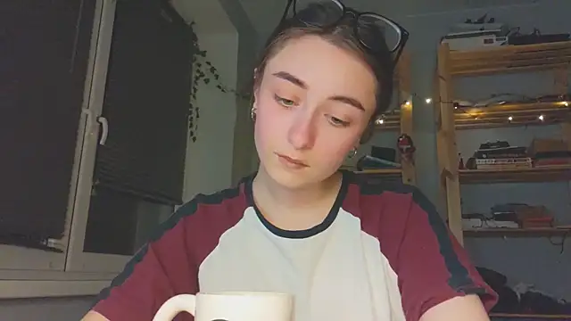 monlight  dana online show from 11/29/25, 07:58