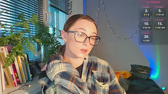 monlight  dana online show from 01/15/25, 02:24