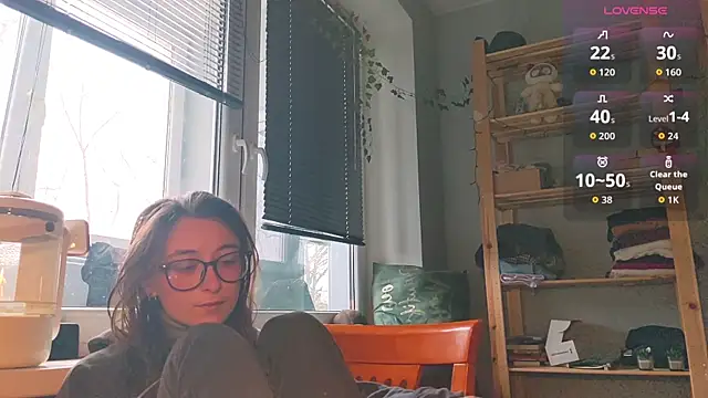 monlight  dana online show from 03/31/26, 06:48