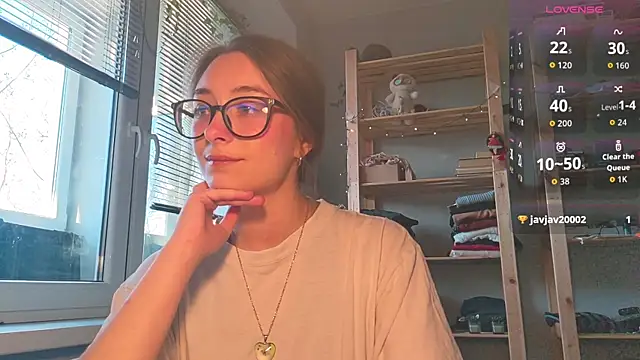 monlight  dana online show from 04/02/26, 04:24