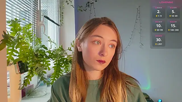 monlight  dana online show from 02/02/25, 09:40