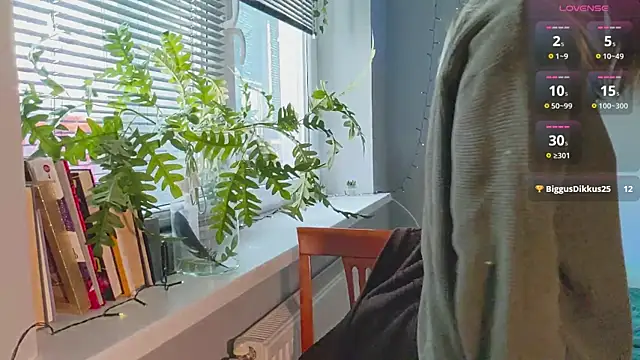 monlight  dana online show from 01/13/25, 01:17