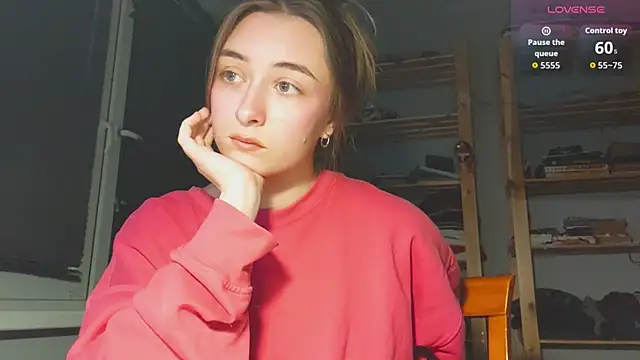 monlight  dana online show from 12/22/25, 09:37