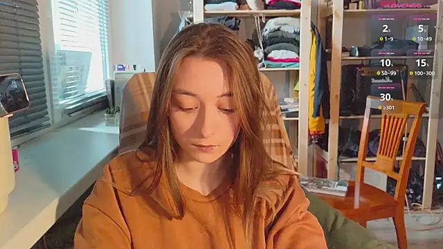 monlight  dana online show from 02/08/25, 10:39