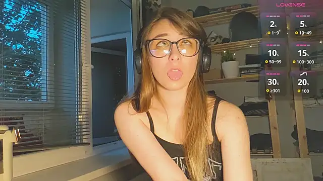 monlight  dana online show from 09/20/25, 04:56