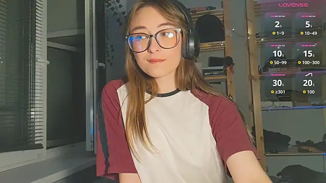 monlight  dana online show from 09/22/25, 09:32