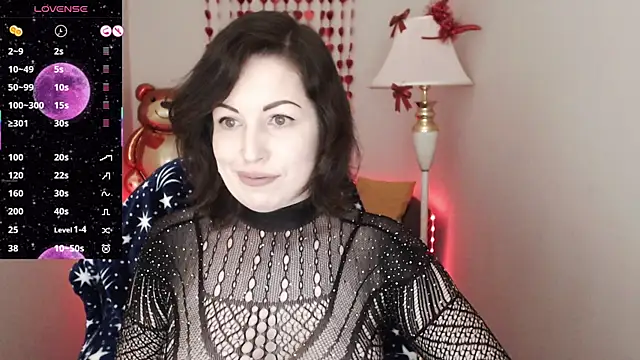 Snapshot of Emily_Midlton chatting on 03/04/25, 01:59 Emily Midlton online show from 03/04/25, 01:59