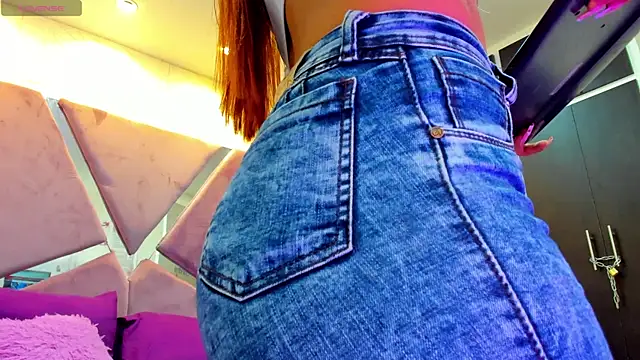 Charlotte Ice1 online show from 09/14/25, 05:24