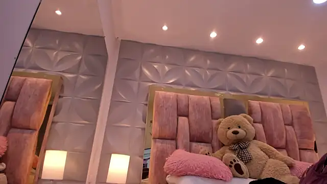 Charlotte Ice1 online show from 03/23/26, 03:01