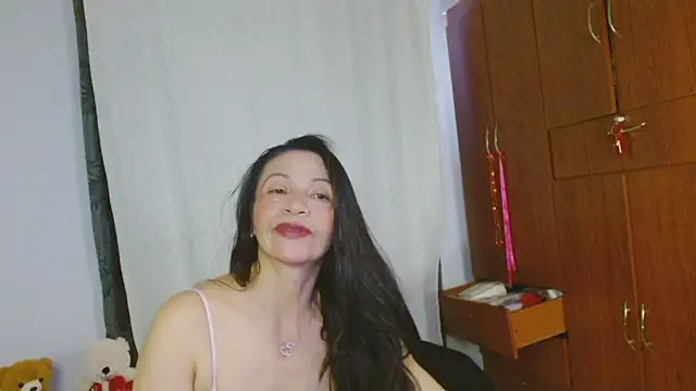 Snapshot of cattaleya1476 chatting on 09/10/25, 03:11 cattaleya1476 online show from 09/10/25, 03:11