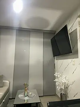 LARIANA RIVERA23 online show from 02/05/26, 04:41