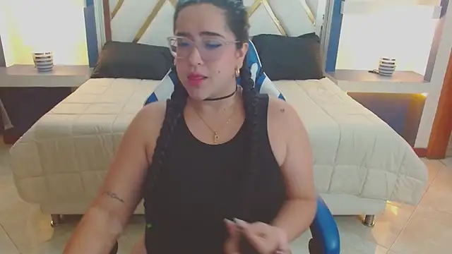 Sofiia davis23 online show from 11/24/25, 01:22