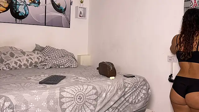 wendy alejo1712 online show from 12/16/25, 01:32