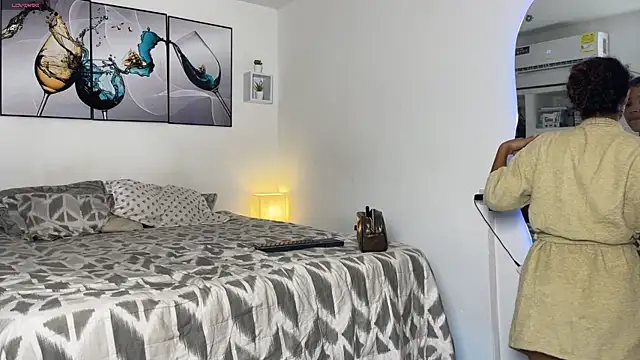 wendy alejo1712 online show from 11/09/25, 08:57