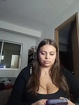 Alex flair online show from 11/26/25, 04:12