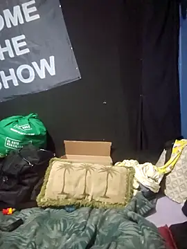 hungandtatted666 online show from 12/02/25, 02:23