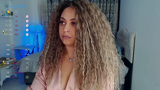  Just a queen 3 online show from 12/21/25, 04:52