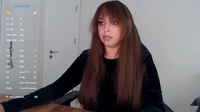  Just a queen 3 online show from 04/13/26, 04:44