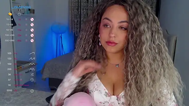  Just a queen 3 online show from 01/11/26, 10:33