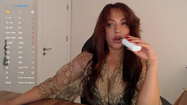 Just a queen 3 online show from 05/11/26, 05:10