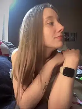 Snapshot of sage__marie chatting on 03/17/25, 03:29 sage marie online show from 03/17/25, 03:29