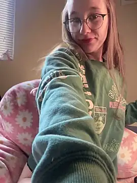 Snapshot of sage__marie chatting on 03/20/25, 02:21 sage marie online show from 03/20/25, 02:21