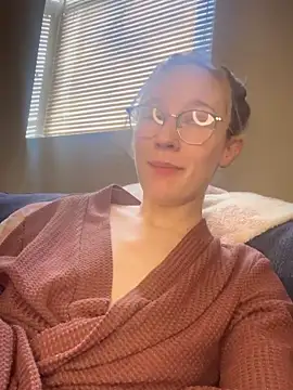 Snapshot of sage__marie chatting on 02/25/25, 02:04 sage marie online show from 02/25/25, 02:04