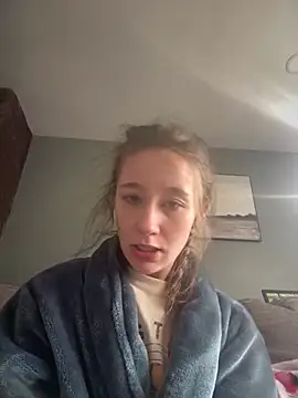 Snapshot of sage__marie chatting on 03/11/25, 01:01 sage marie online show from 03/11/25, 01:01
