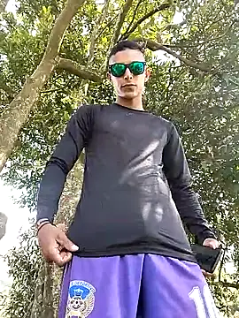 Demiansteven2 online show from 11/18/25, 06:00