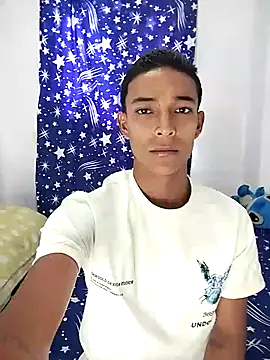 Demiansteven2 online show from 03/26/26, 07:12