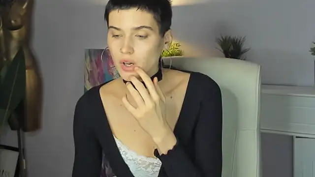 sarah perfect online show from 10/21/25, 01:32