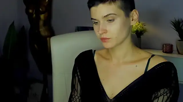 sarah perfect online show from 11/11/25, 02:23