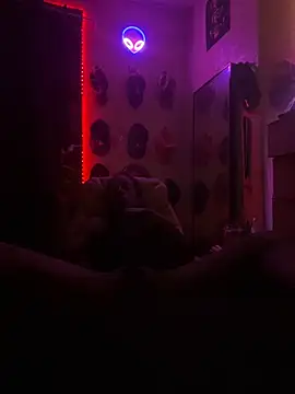 GersonGil1 online show from 10/31/25, 05:26