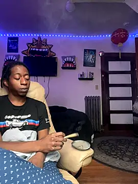 GersonGil1 online show from 12/02/25, 05:36