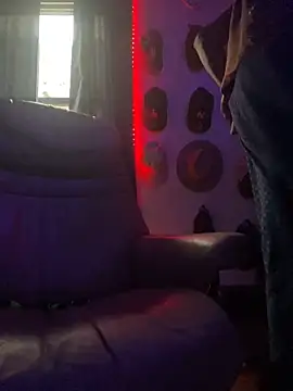 GersonGil1 online show from 11/30/25, 01:01