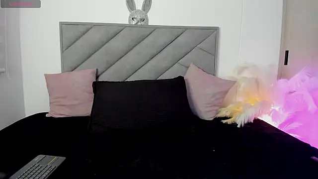 CandyMeyerss  online show from 02/10/26, 11:59