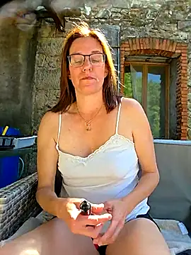 SpiceLea online show from 04/16/26, 12:39