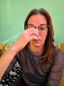 SpiceLea online show from 10/24/25, 09:19