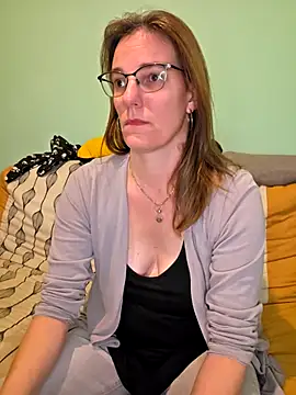 SpiceLea online show from 11/14/25, 03:05