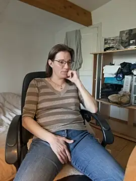 SpiceLea online show from 02/13/25, 11:06