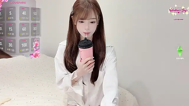 Yuuuuuly online show from 04/17/26, 02:53