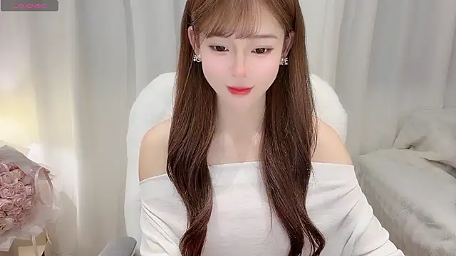 Yuuuuuly online show from 03/18/26, 02:30