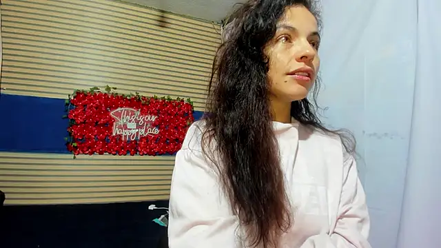 Snapshot of rosse_2504 chatting on 04/21/26, 11:39 rosse 2504 online show from 04/21/26, 11:39