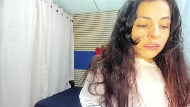 Snapshot of rosse_2504 chatting on 06/16/26, 12:49 rosse 2504 online show from 06/16/26, 12:49