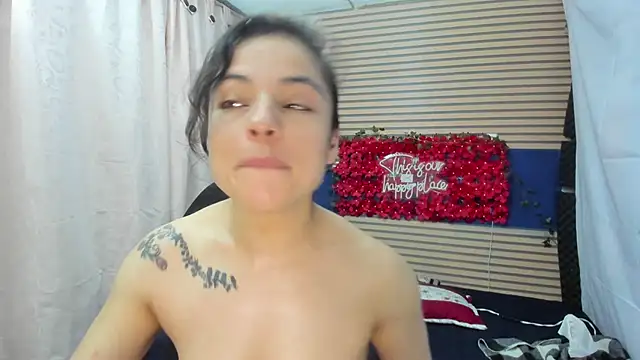 Snapshot of rosse_2504 chatting on 06/03/26, 02:33 rosse 2504 online show from 06/03/26, 02:33