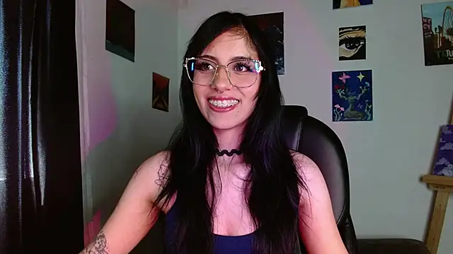 Snapshot of Ary_Pieerce chatting on 02/27/26, 05:46 Ary Pieerce online show from 02/27/26, 05:46